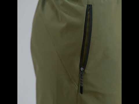 Essential 9 inch Shorts for Men